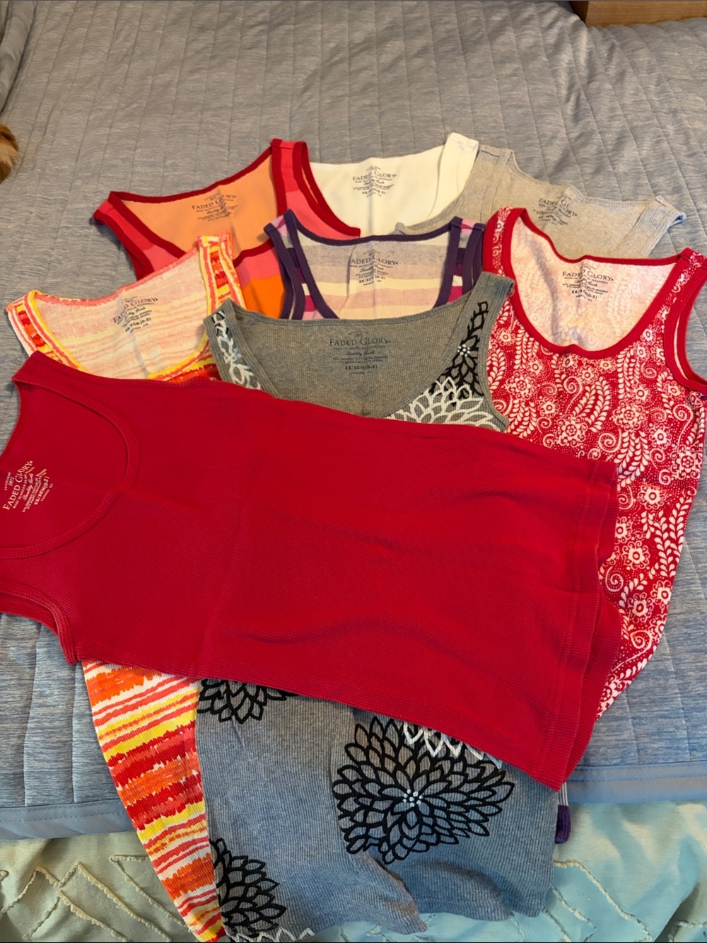 Lot of 8 Faded Glory Ribbed Scoop Neck Tank Tops